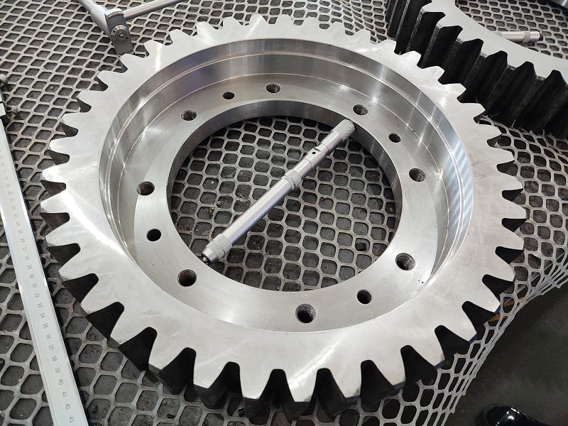 小齿轮配合回转支承420*230*77mm带外齿