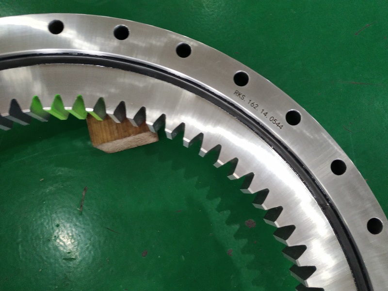 Slewing gear bearing  162.14.0544 with external gear teeth