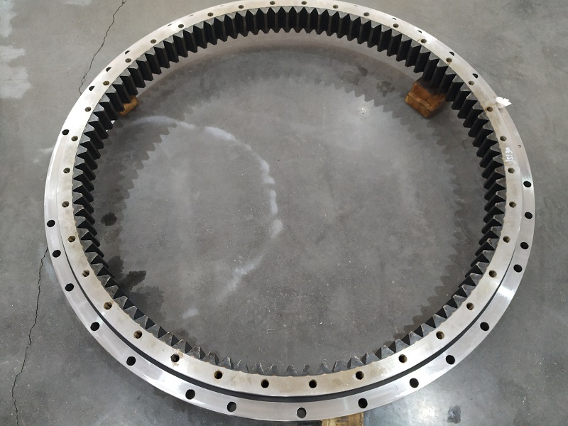 Four point contact slewing ball bearing 470NS1 with size 640*470*50mm