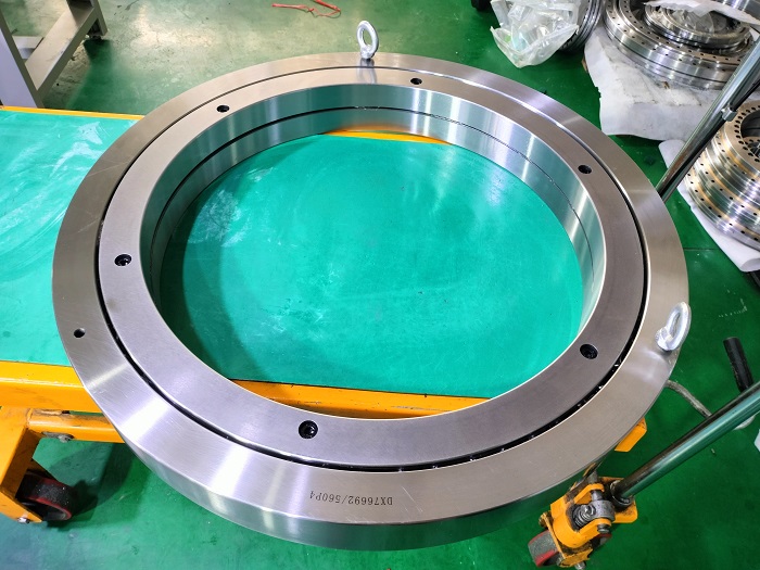 XR820060 Crossed tapered roller bearing for CNC Vertical Turning Lathe(VTL)