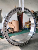Spherical roller bearing 238/670B/W33 670x820x112mm with oil hole 